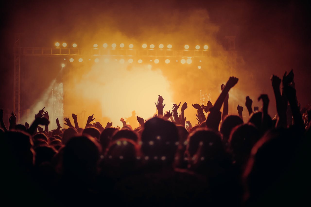 B.Beat vs. PC on Stage: Which One Is Better?